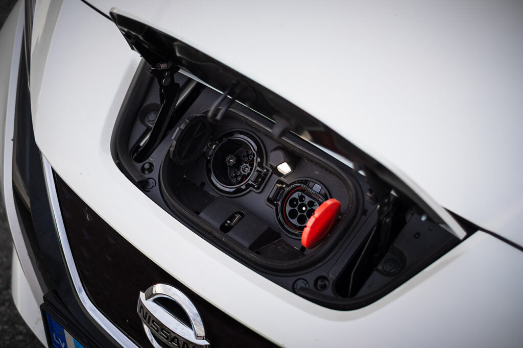 Best CCS2 to CHAdeMO EV Charging Adapters [2025 Buyer’s Guide]